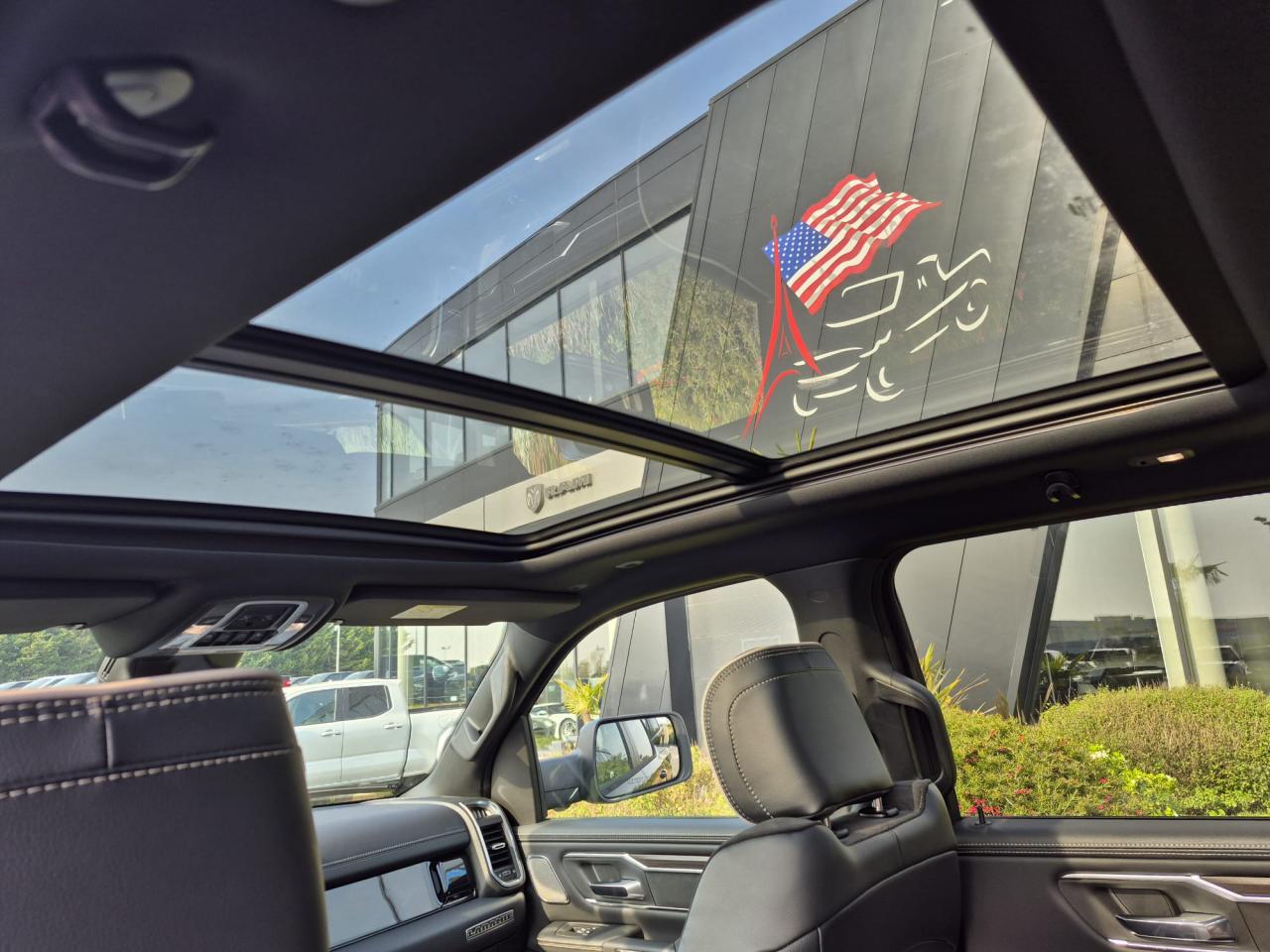 DODGE RAM 1500 CREW LARAMIE SPORT NIGHT EDITION AIR RAMBOX HAYON MULTI