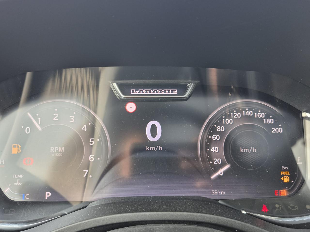 DODGE RAM 1500 CREW LARAMIE SPORT NIGHT EDITION AIR RAMBOX HAYON MULTI