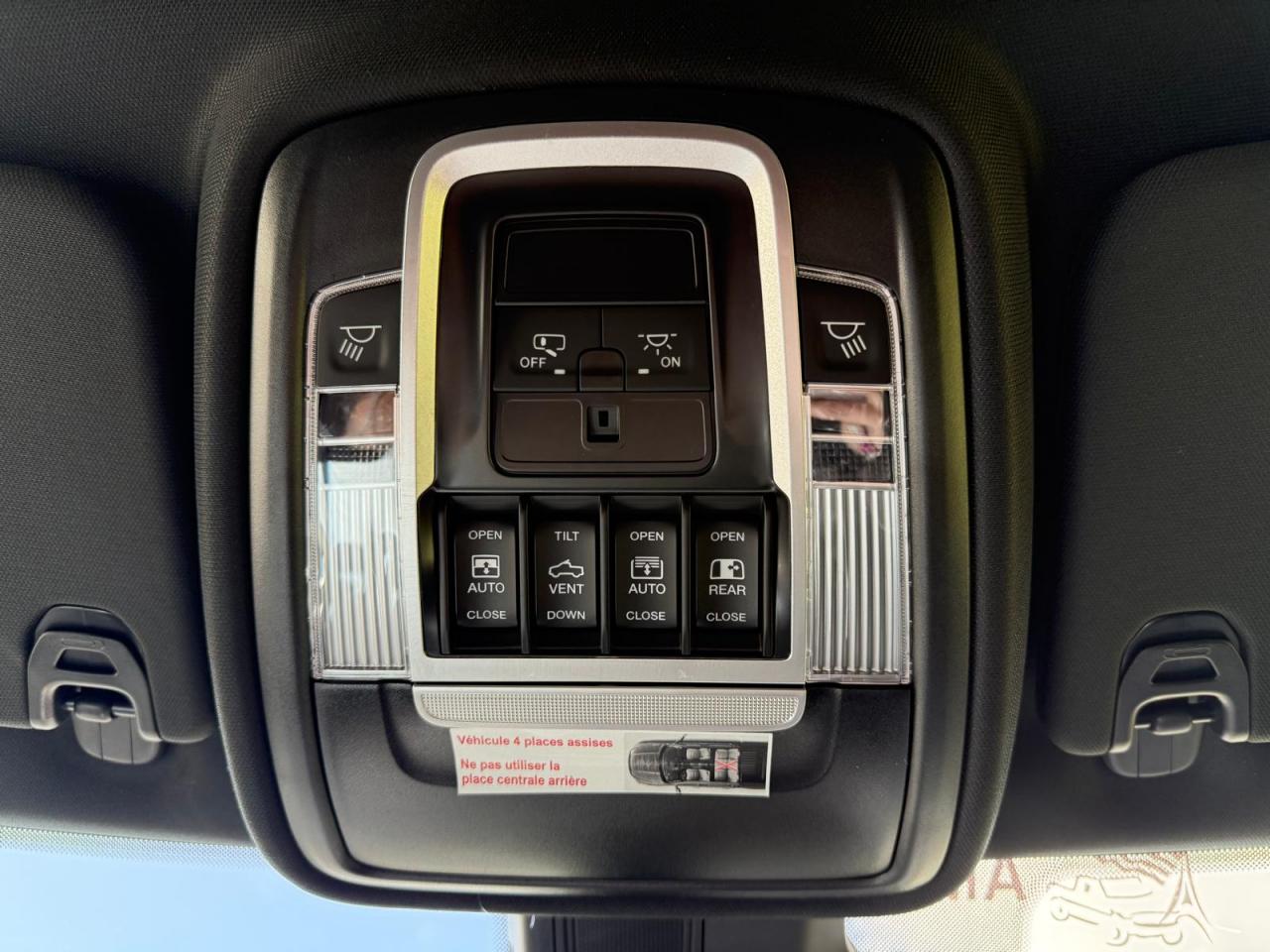 DODGE RAM 1500 CREW LARAMIE SPORT NIGHT EDITION AIR RAMBOX HAYON MULTI