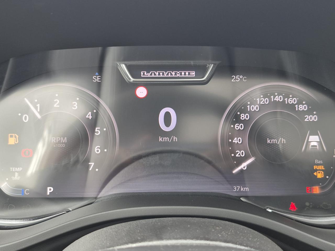 DODGE RAM 1500 CREW LARAMIE SPORT NIGHT EDITION AIR RAMBOX HAYON MULTI