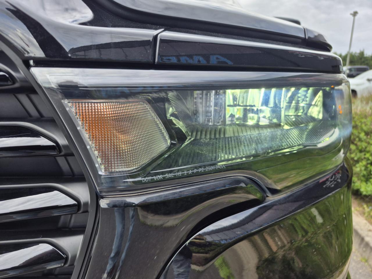 DODGE RAM 1500 CREW LARAMIE SPORT NIGHT EDITION AIR RAMBOX HAYON MULTI