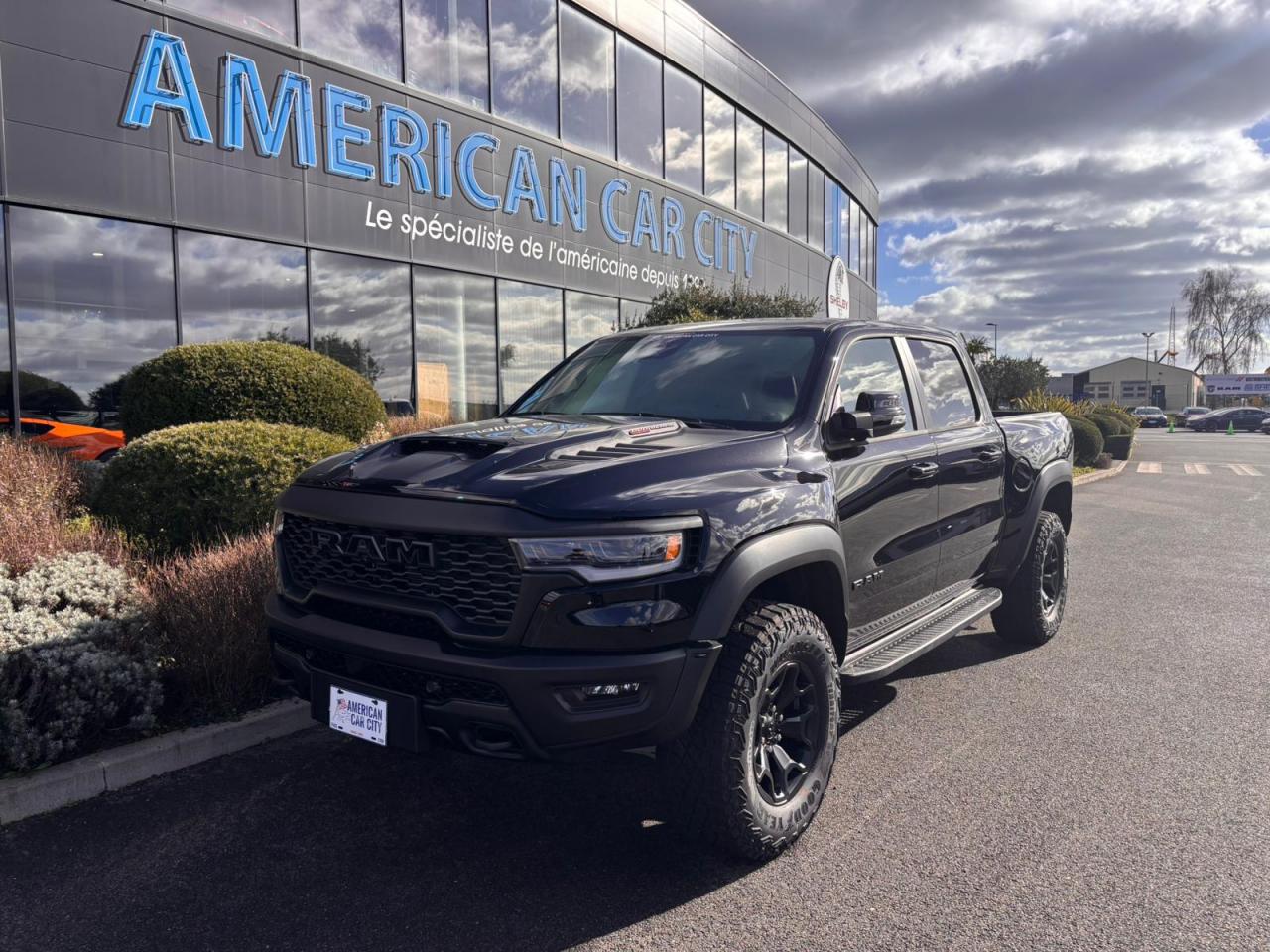 DODGE RAM