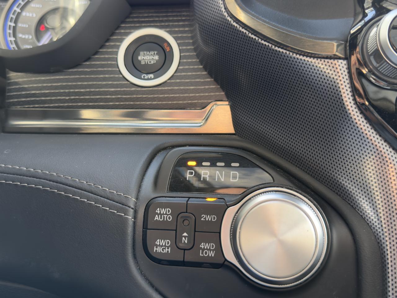 DODGE RAM 1500 CREW LIMITED NIGHT EDITION