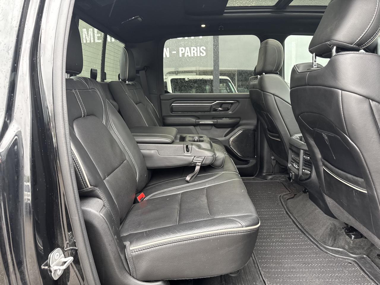 DODGE RAM 1500 CREW LIMITED NIGHT EDITION