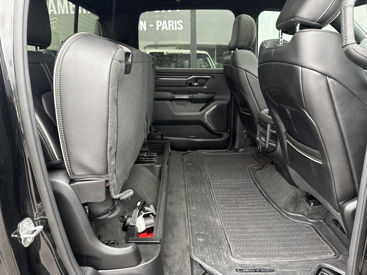 DODGE RAM 1500 CREW LIMITED NIGHT EDITION