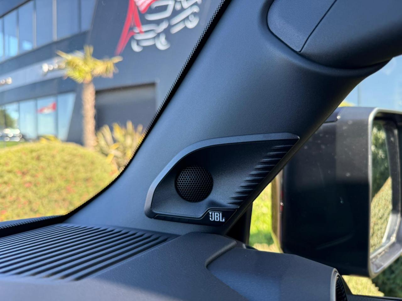 TOYOTA LAND CRUISER 4WD WAGON HYBRID