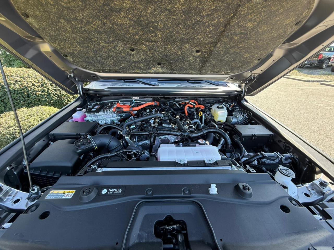 TOYOTA LAND CRUISER 4WD WAGON HYBRID