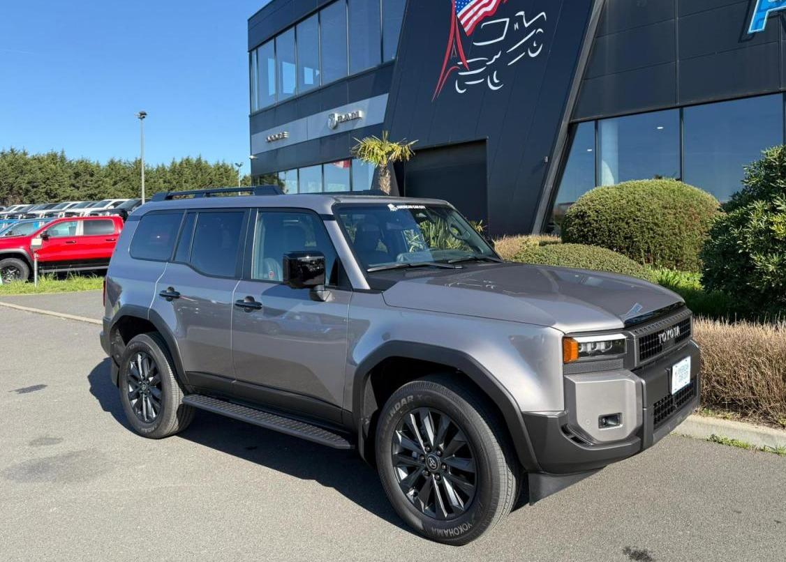 TOYOTA LAND CRUISER 4WD WAGON HYBRID