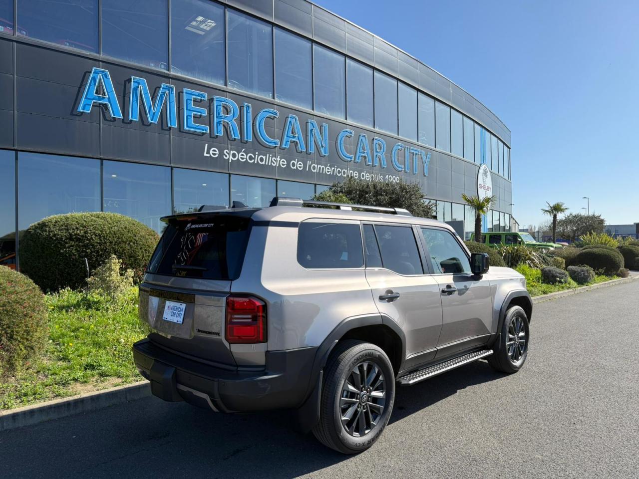 TOYOTA LAND CRUISER 4WD WAGON HYBRID