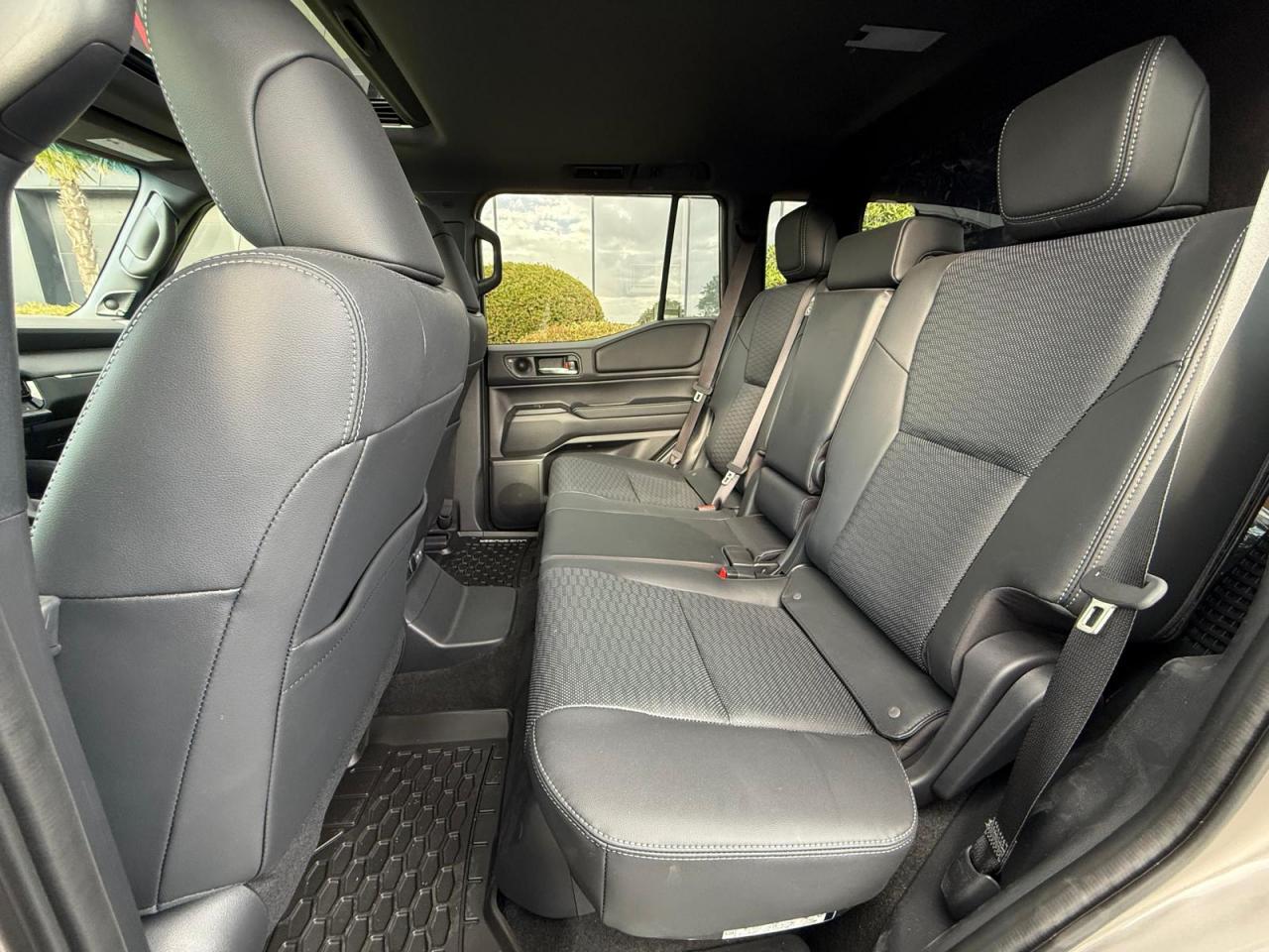 TOYOTA LAND CRUISER 4WD WAGON HYBRID