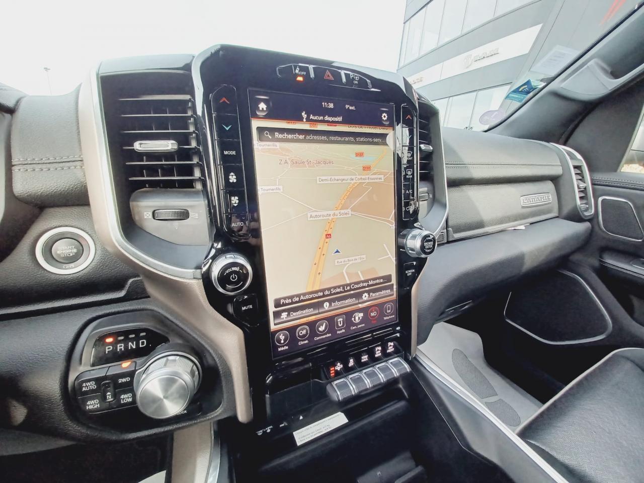 DODGE RAM 1500 CREW LARAMIE SPORT AIR V8 HEMI 5.7L