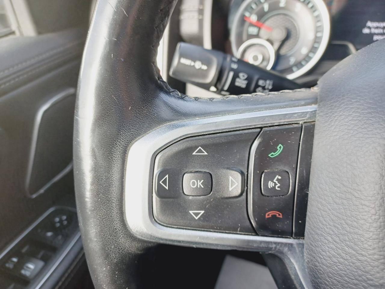 DODGE RAM 1500 CREW LARAMIE SPORT AIR V8 HEMI 5.7L