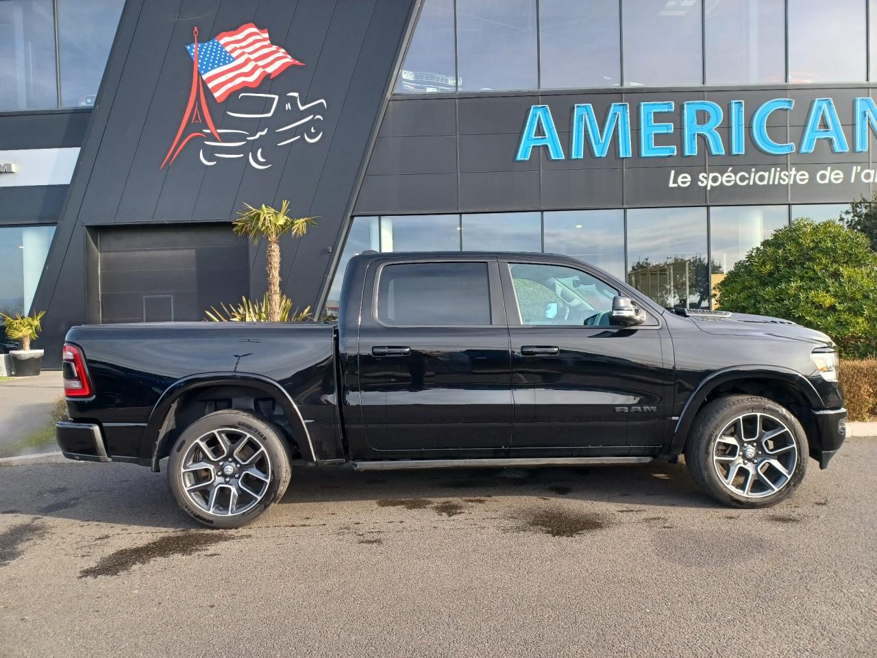 DODGE RAM 1500 CREW LARAMIE SPORT AIR V8 HEMI 5.7L