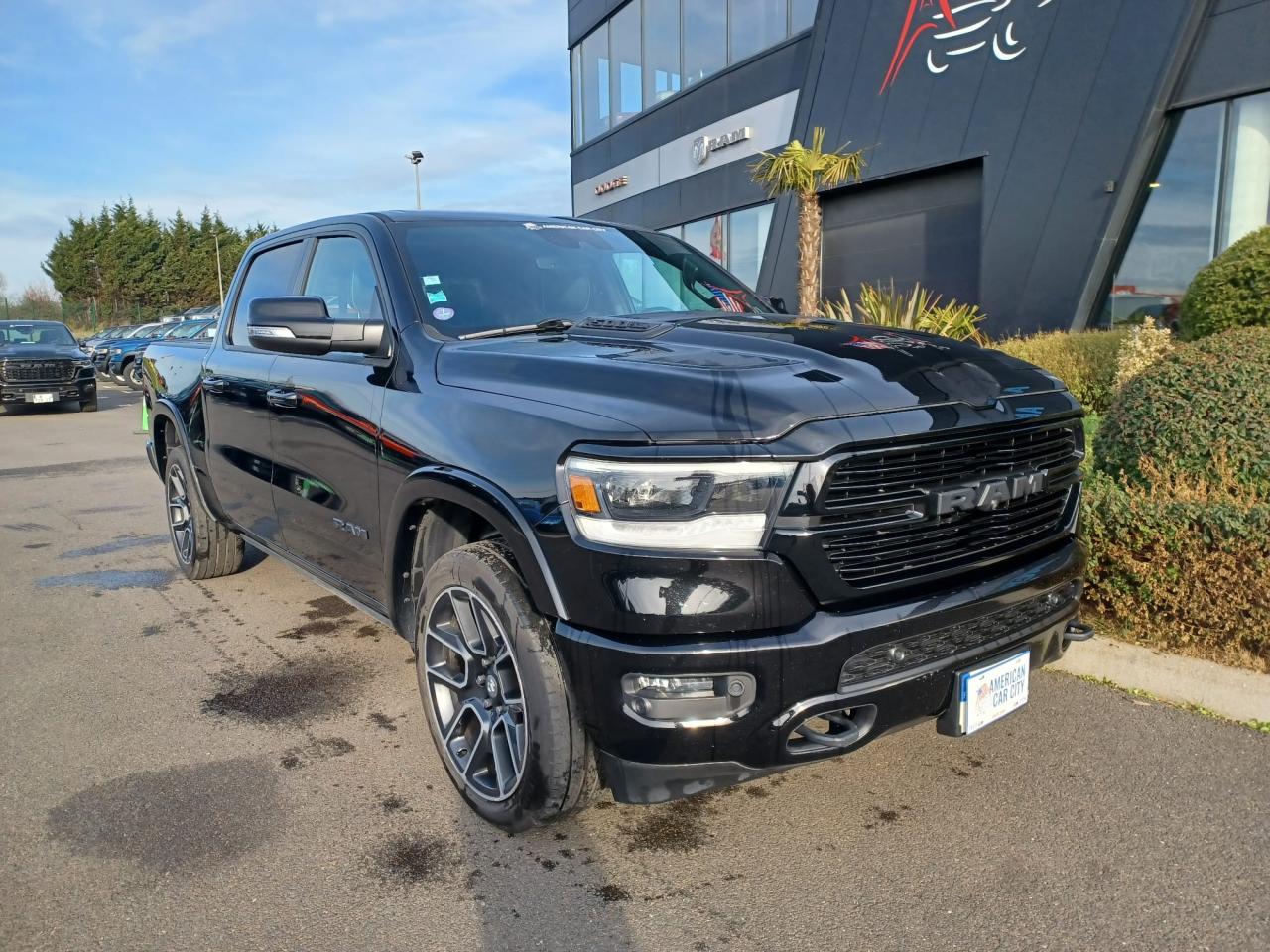 DODGE RAM 1500 CREW LARAMIE SPORT AIR V8 HEMI 5.7L
