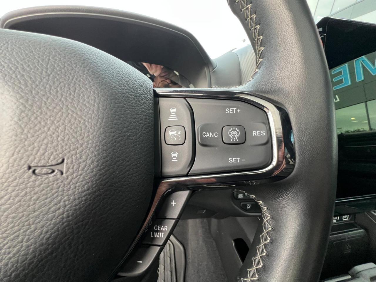 DODGE RAM 1500 CREW LIMITED NIGHT EDITION RAMBOX HAYON MULTI