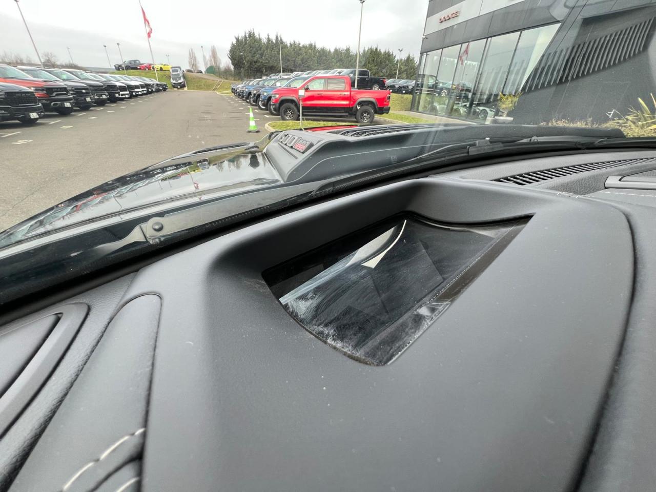 DODGE RAM 1500 CREW LIMITED NIGHT EDITION RAMBOX HAYON MULTI