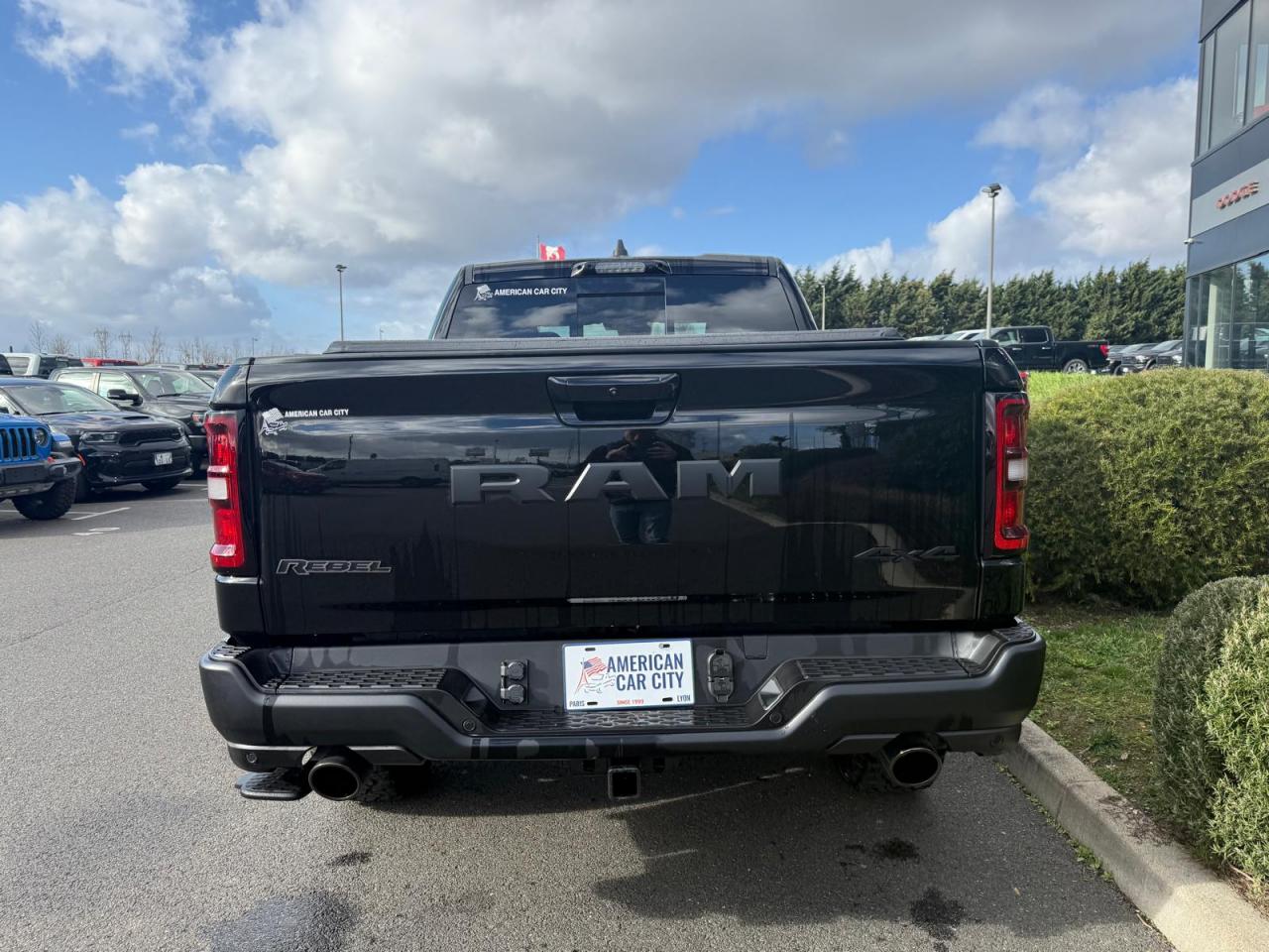 DODGE RAM 1500 CREW CAB REBEL AIR RAMBOX HAYON MULTI