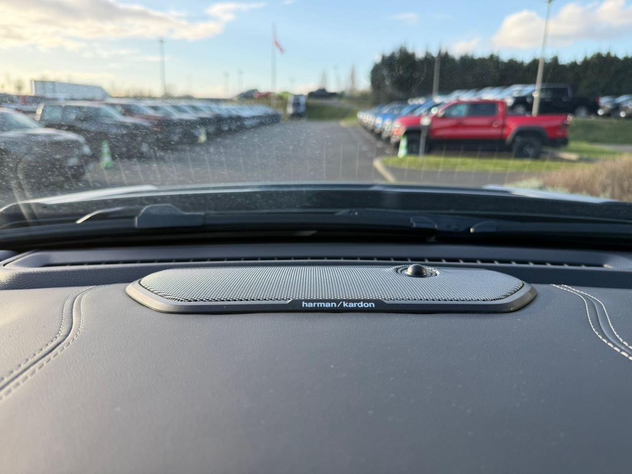 DODGE RAM 1500 CREW CAB REBEL AIR HAYON MULTI