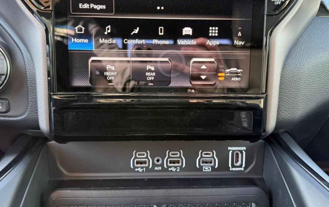 DODGE RAM 1500 CREW CAB REBEL AIR HAYON MULTI