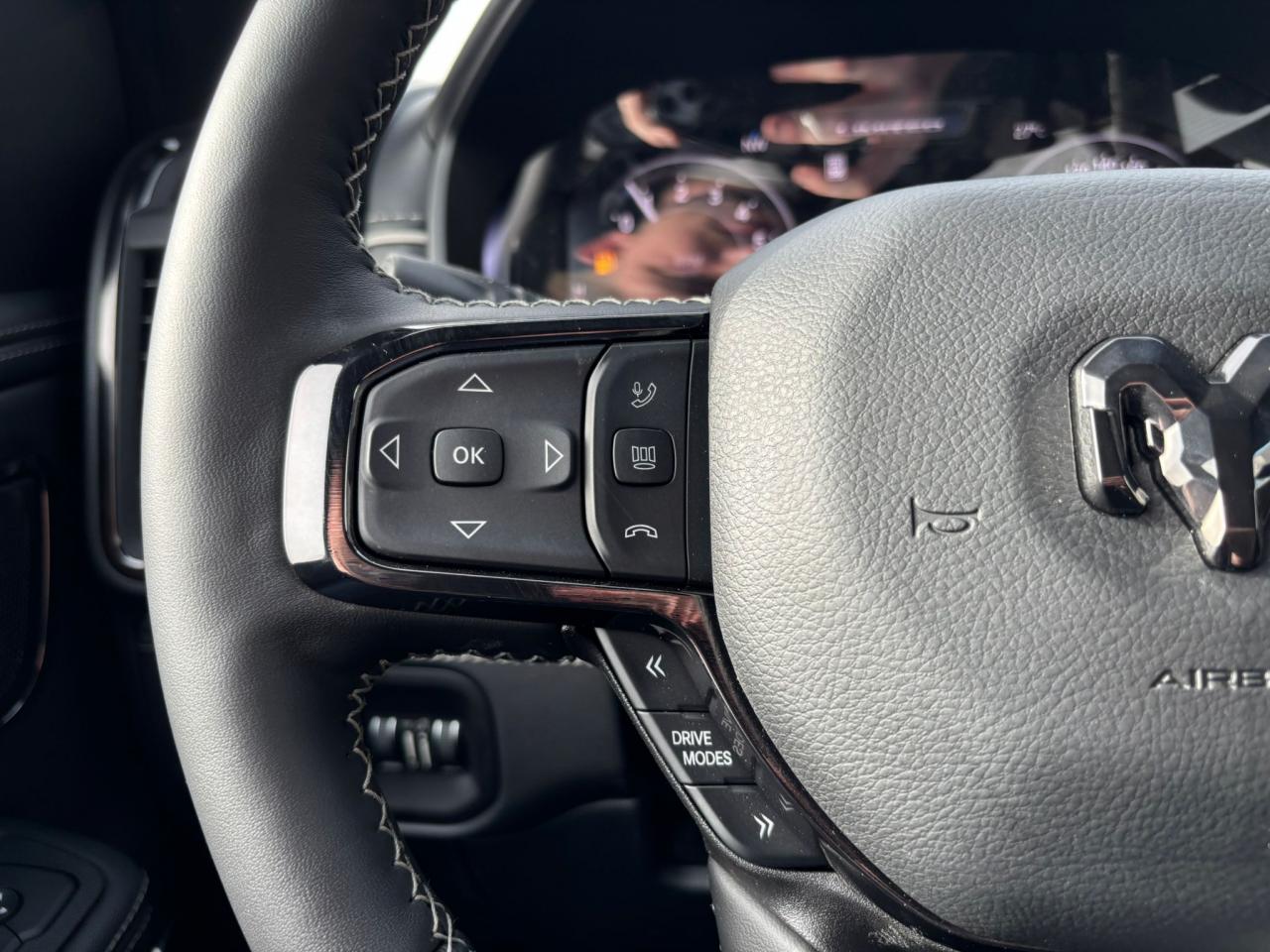 DODGE RAM 1500 CREW LIMITED NIGHT EDITION AIR RAMBOX