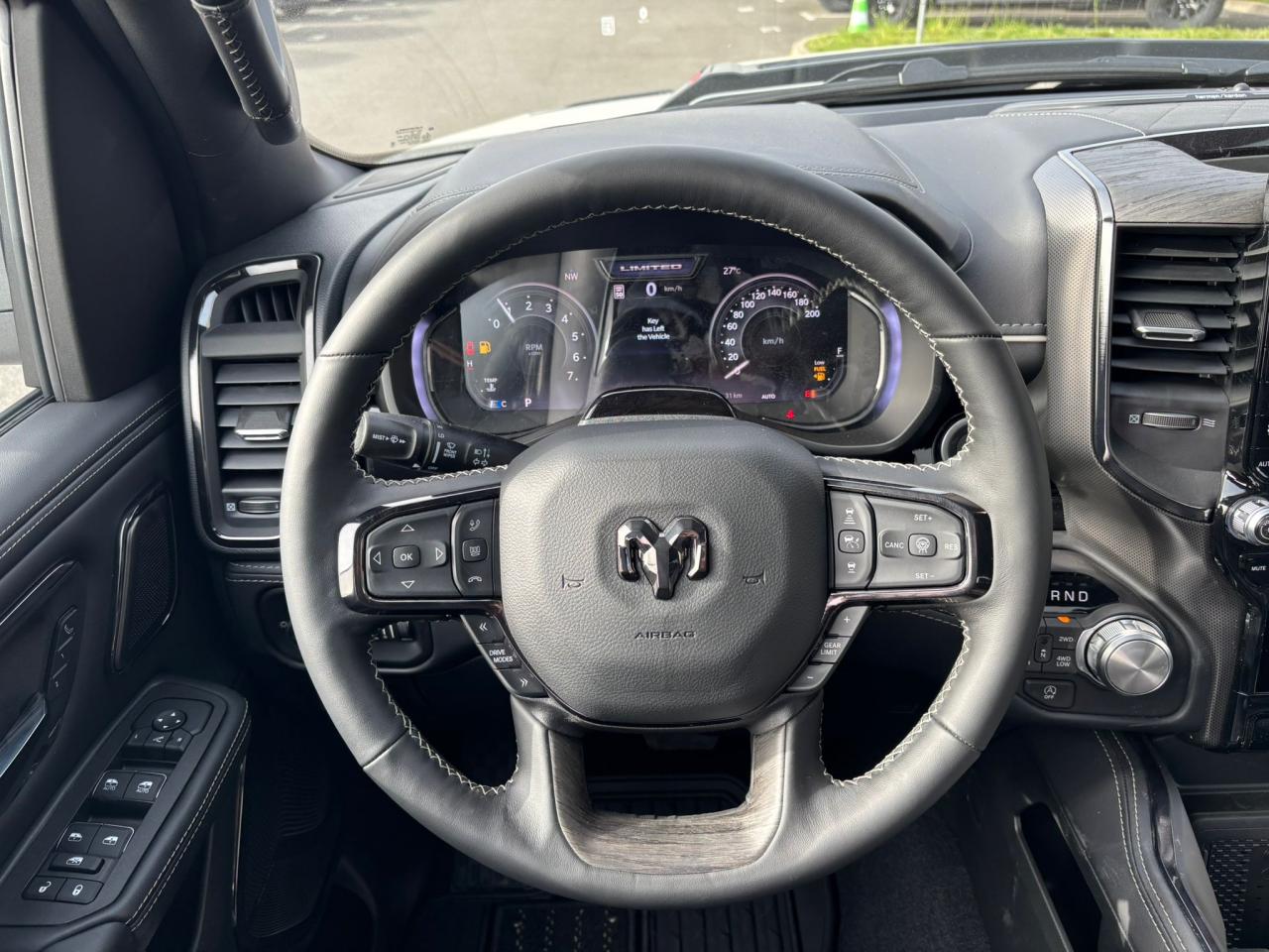 DODGE RAM 1500 CREW LIMITED NIGHT EDITION AIR RAMBOX