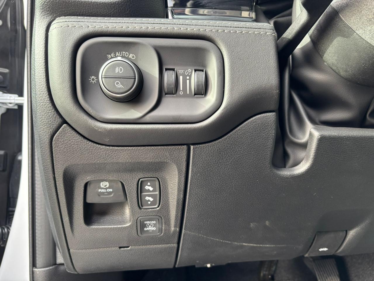 DODGE RAM 1500 CREW LIMITED NIGHT EDITION AIR RAMBOX