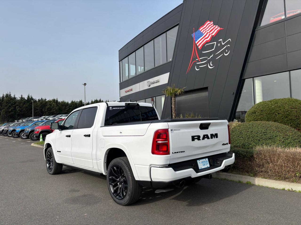 DODGE RAM 1500 CREW LIMITED NIGHT EDITION AIR RAMBOX