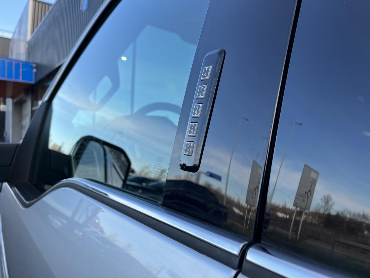 FORD F150 SUPERCREW PLATINUM V6 3.5L REHAUSSE