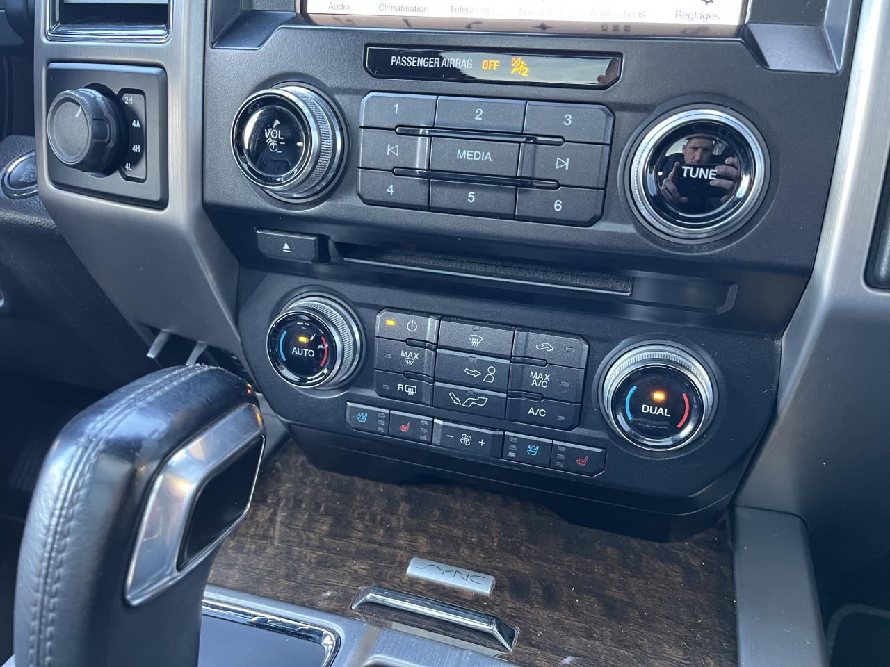 FORD F150 SUPERCREW PLATINUM V6 3.5L REHAUSSE