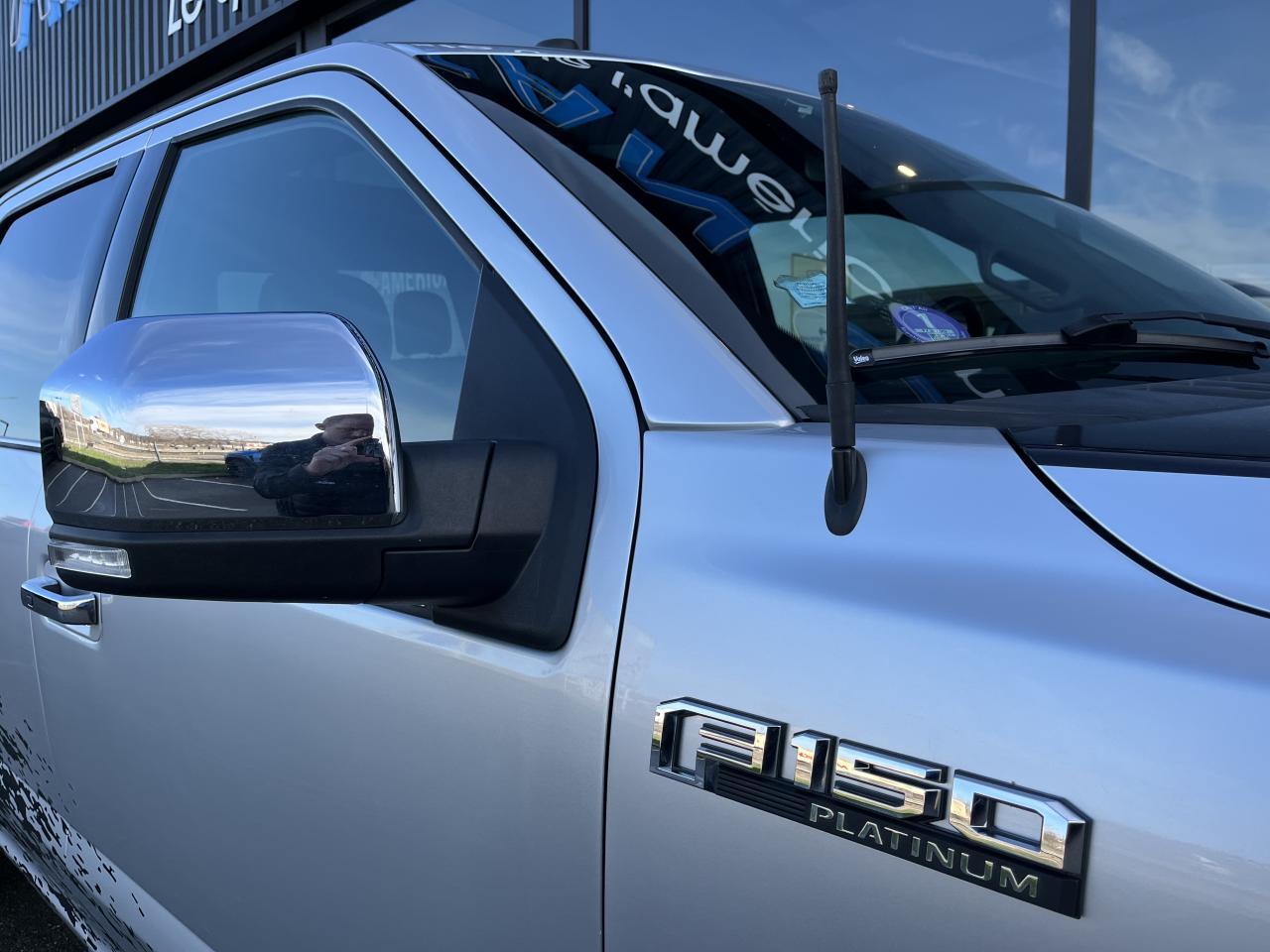 FORD F150 SUPERCREW PLATINUM V6 3.5L REHAUSSE