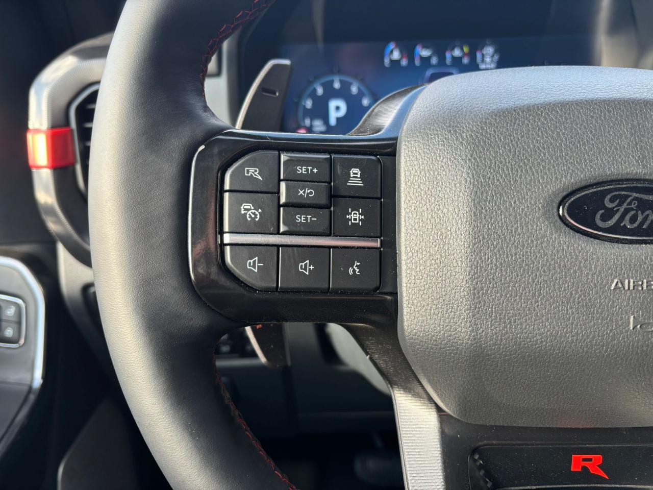 FORD F150 RAPTOR R V8 5.2L supercharged