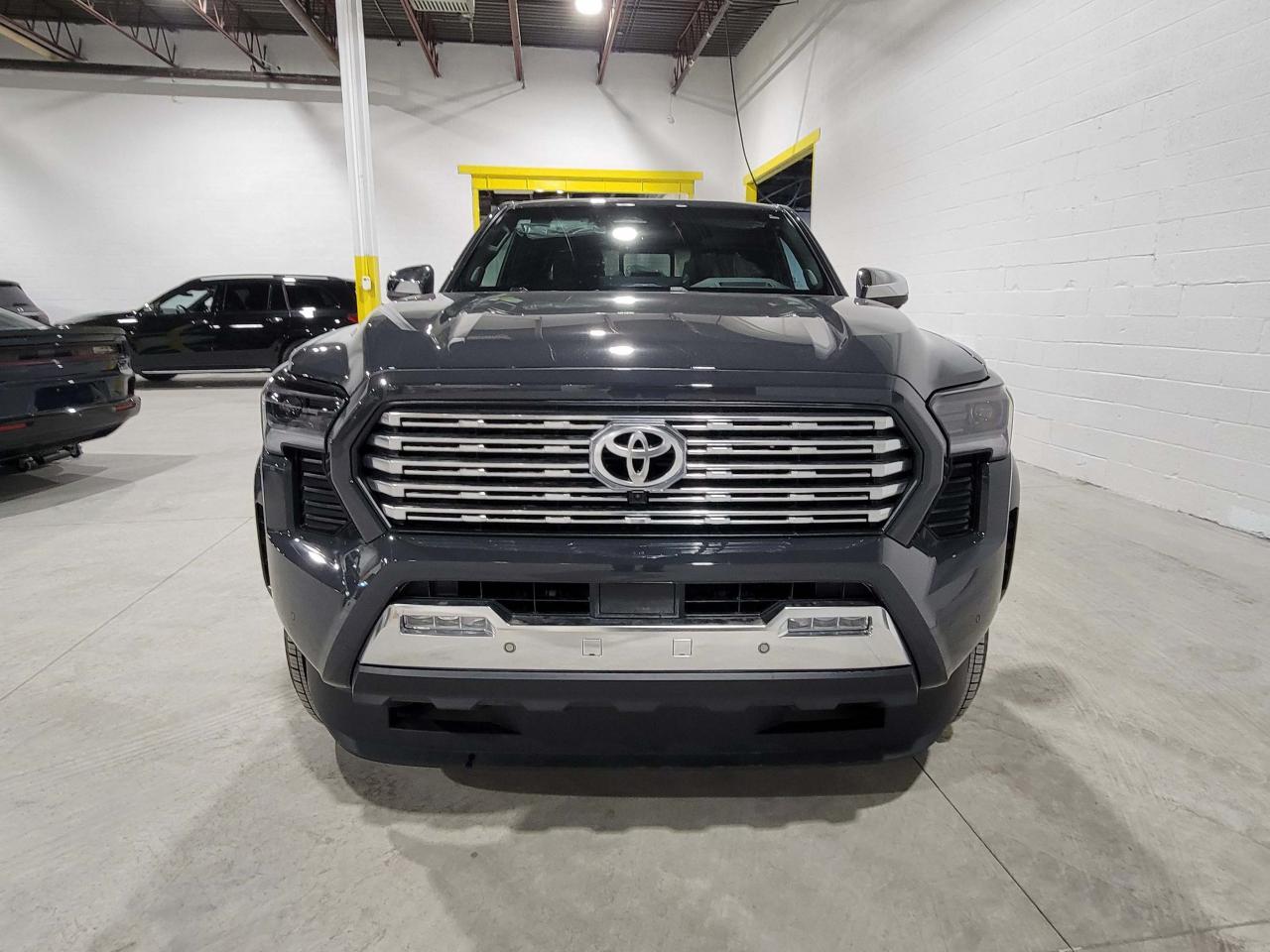 TOYOTA TACOMA LIMITED I-FORCE MAX 2.4L 4-Cyl. Turbo Hybrid - 5ft bed