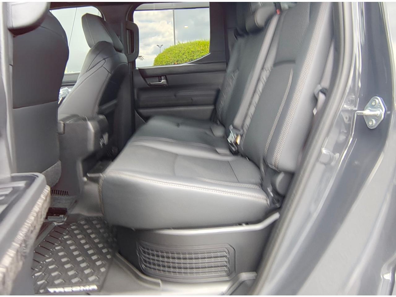 TOYOTA TACOMA LIMITED I-FORCE MAX 2.4L 4-Cyl. Turbo Hybrid - 5ft bed