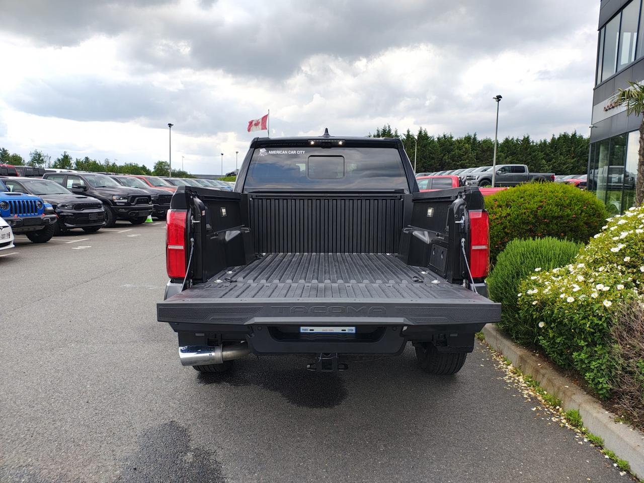 TOYOTA TACOMA LIMITED I-FORCE MAX 2.4L 4-Cyl. Turbo Hybrid - 5ft bed