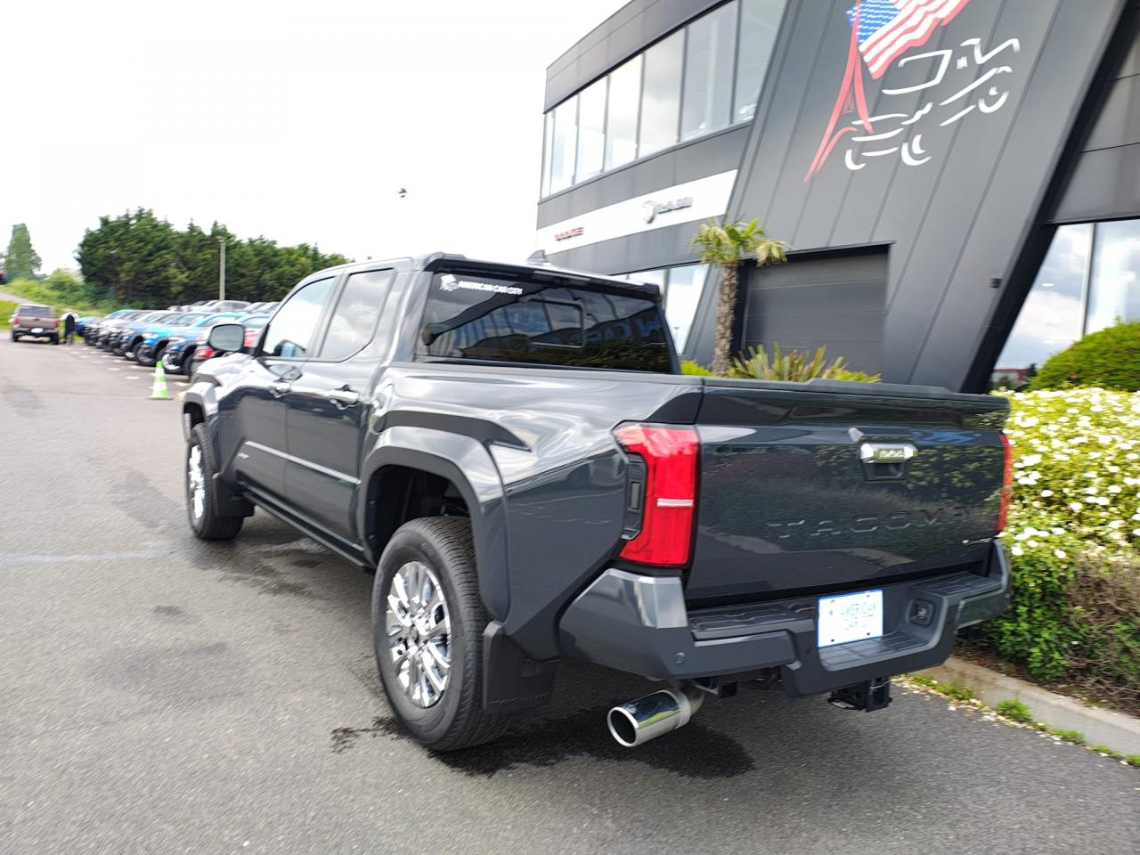 TOYOTA TACOMA LIMITED I-FORCE MAX 2.4L 4-Cyl. Turbo Hybrid - 5ft bed