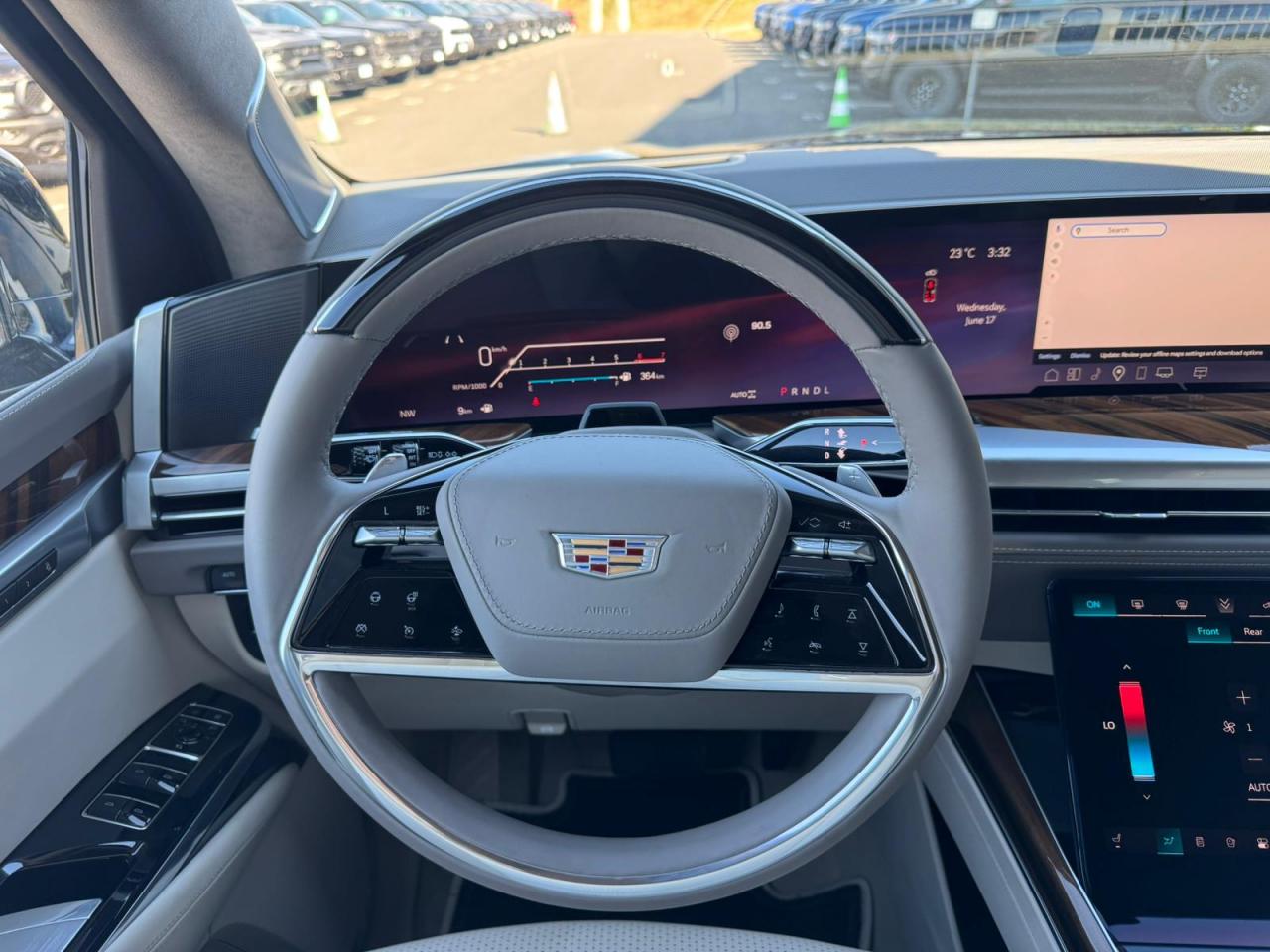 CADILLAC ESCALADE ESV Platinum Luxury V8 6.2L