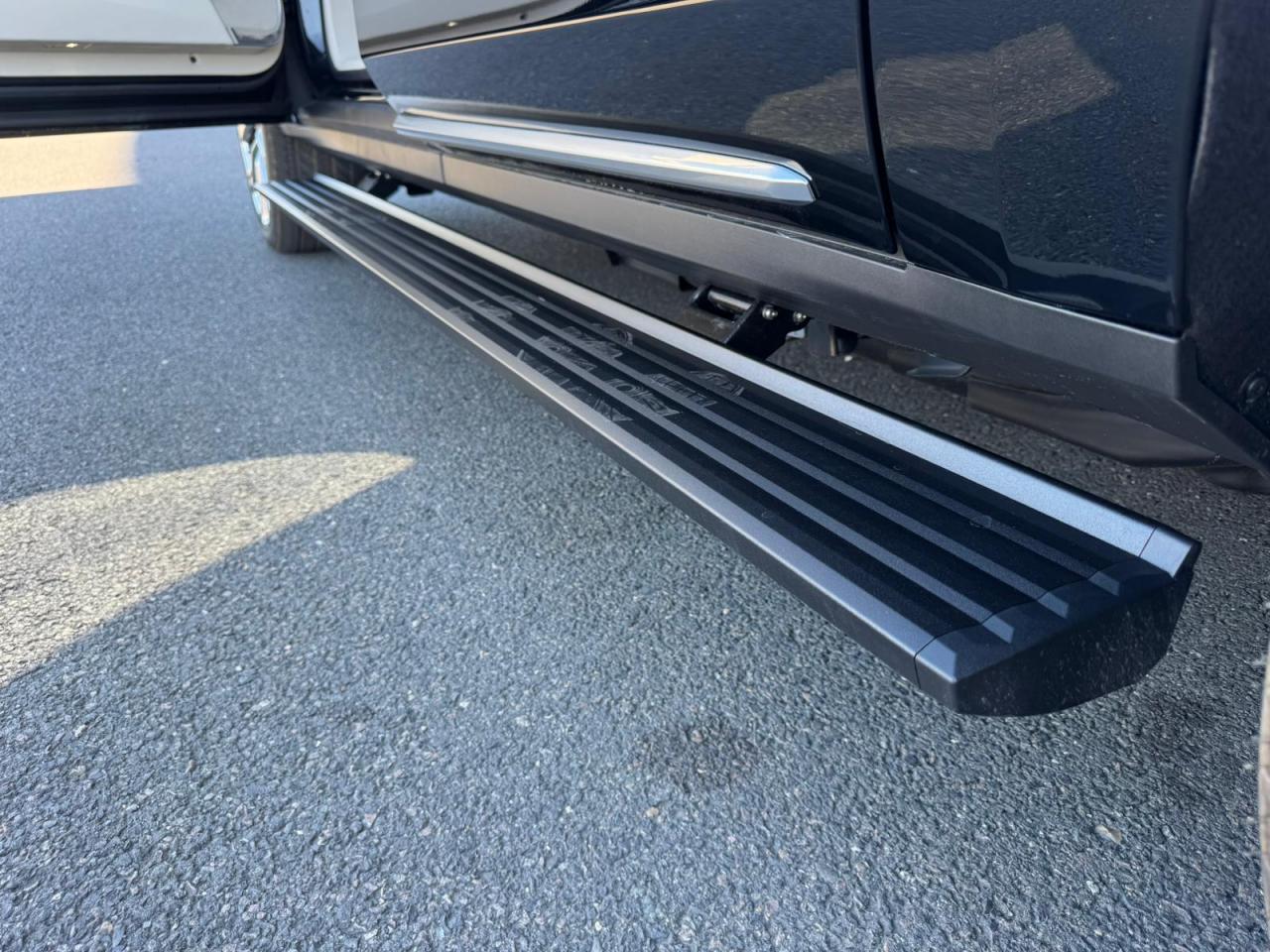 CADILLAC ESCALADE ESV Platinum Luxury V8 6.2L