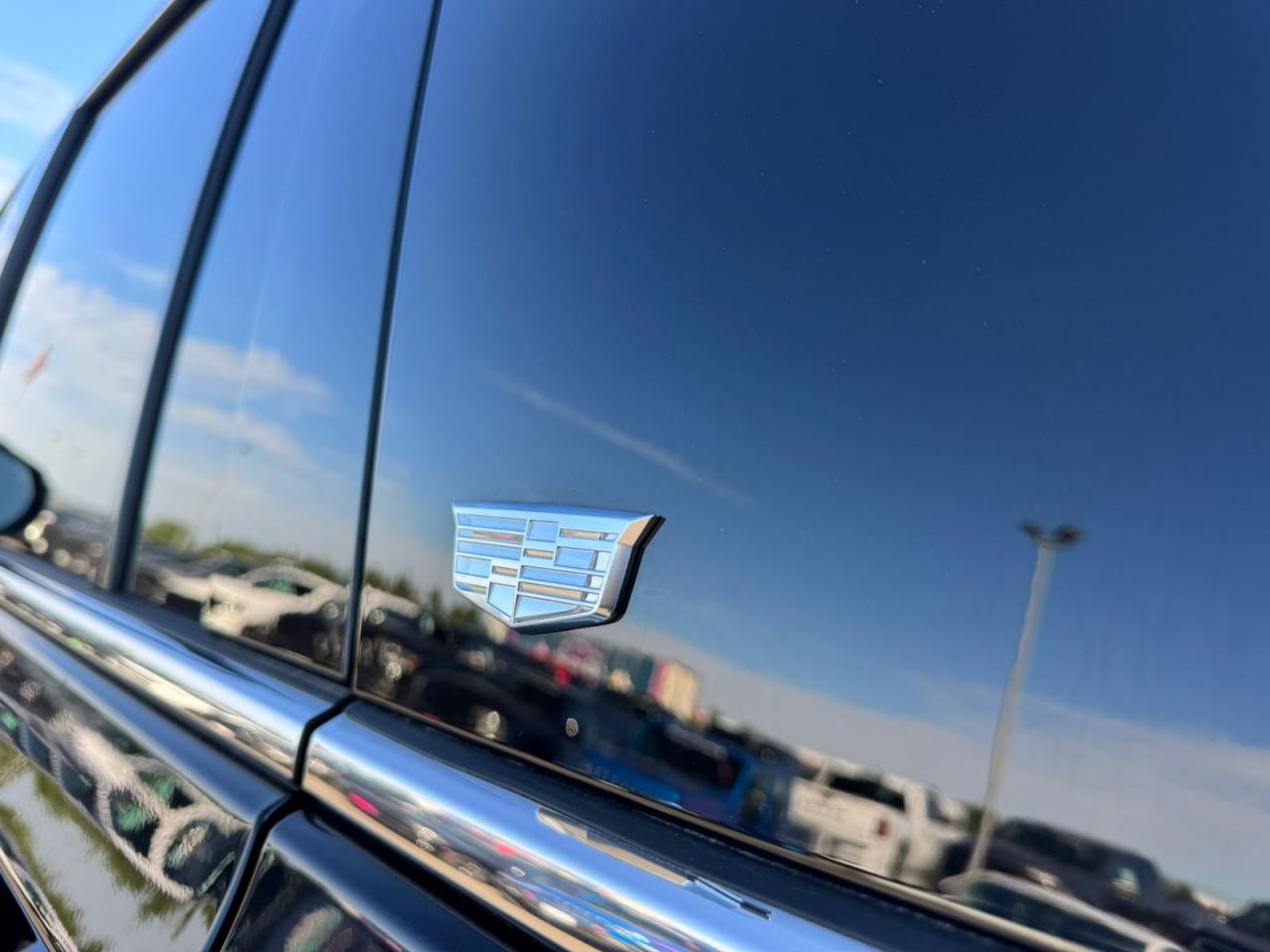 CADILLAC ESCALADE ESV Platinum Luxury V8 6.2L