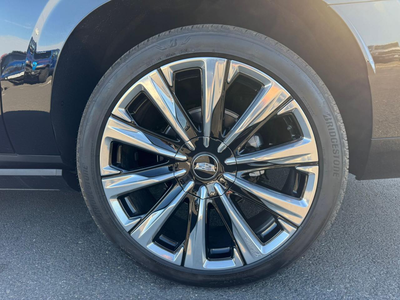 CADILLAC ESCALADE ESV Platinum Luxury V8 6.2L