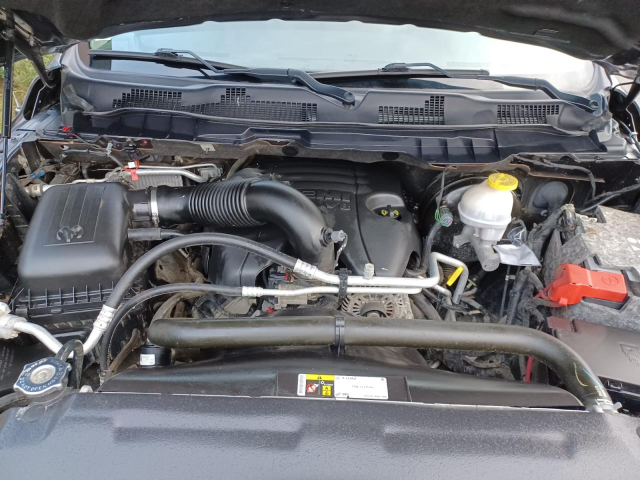 DODGE RAM 1500 CREW LARAMIE AIR V8 5.7L HEMI 395hp - GPL