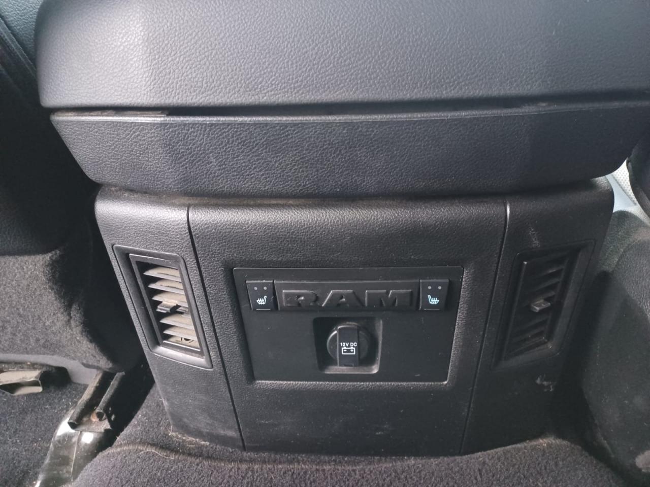 DODGE RAM 1500 CREW LARAMIE AIR V8 5.7L HEMI 395hp - GPL