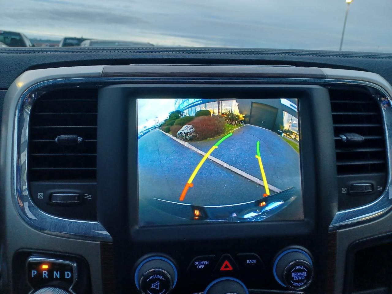 DODGE RAM 1500 CREW LARAMIE AIR V8 5.7L HEMI 395hp - GPL