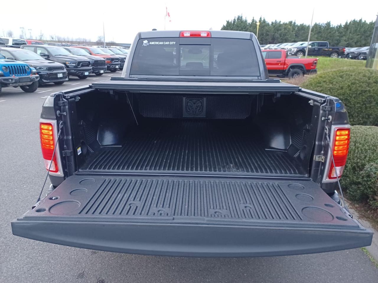 DODGE RAM 1500 CREW LARAMIE AIR V8 5.7L HEMI 395hp - GPL