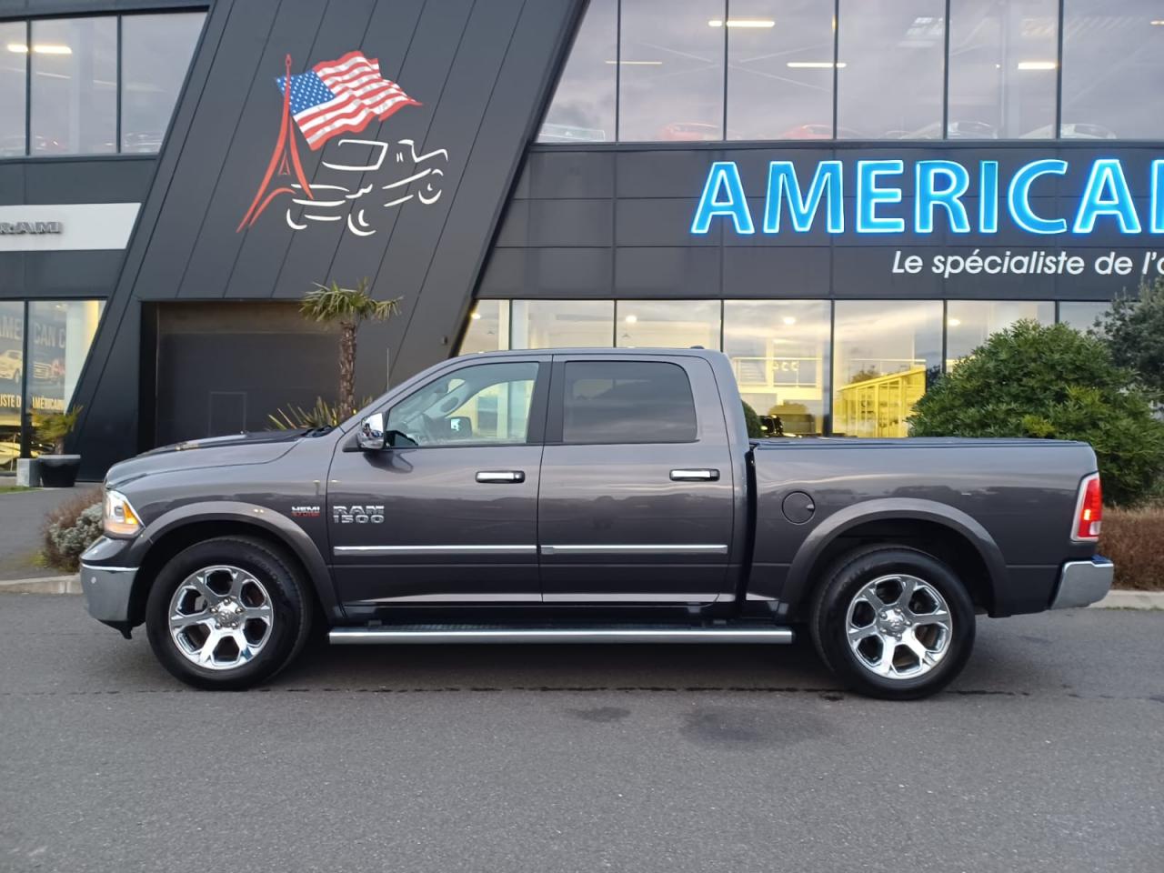 DODGE RAM 1500 CREW LARAMIE AIR V8 5.7L HEMI 395hp - GPL