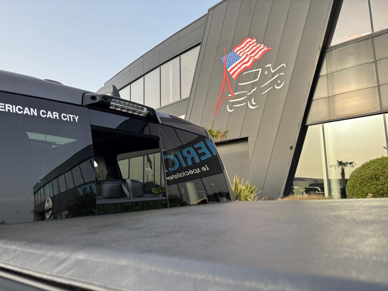 DODGE RAM 1500 CREW LIMITED NIGHT EDITION RAMBOX HAYON MULTI