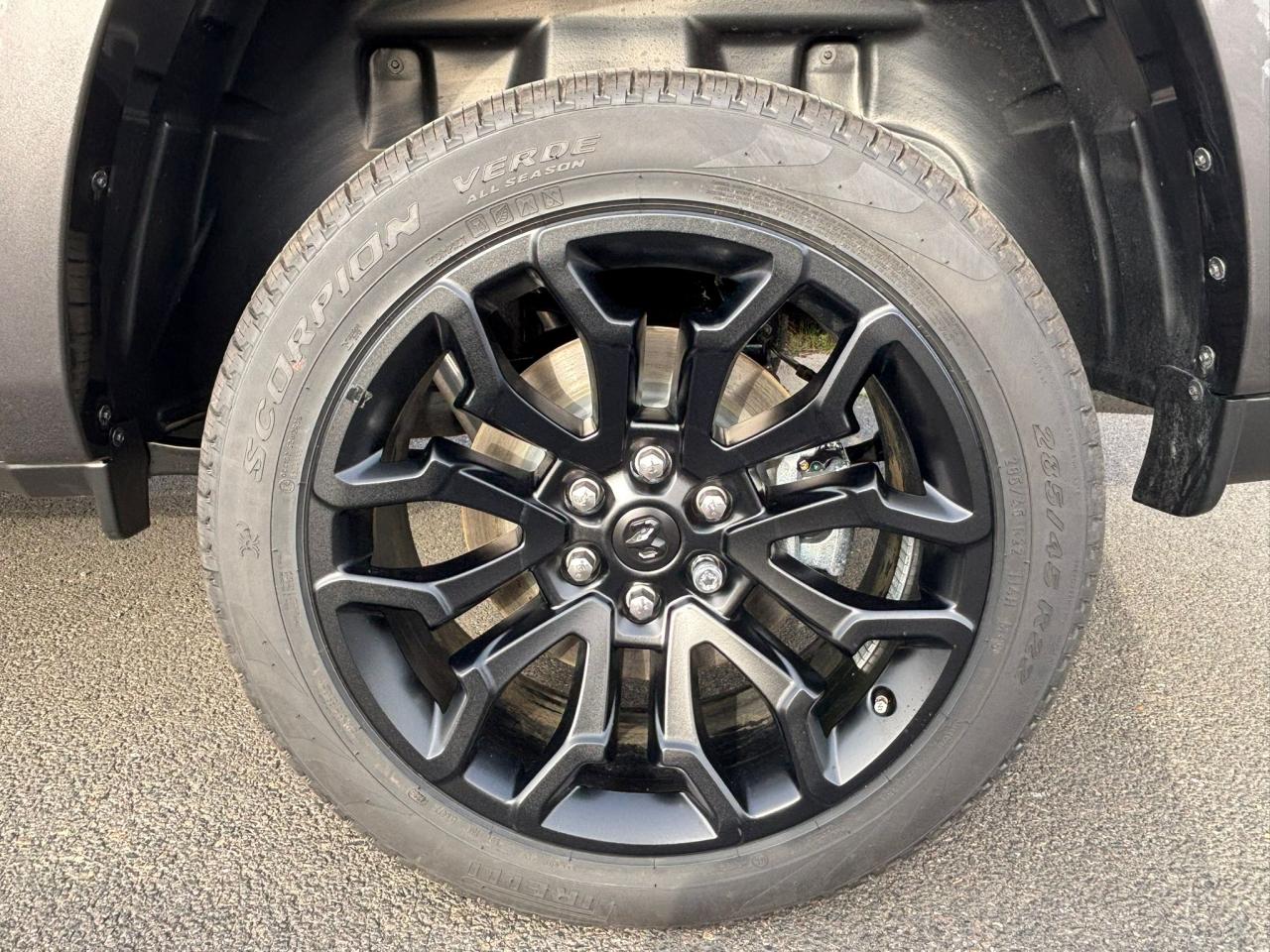 DODGE RAM 1500 CREW LIMITED NIGHT EDITION RAMBOX HAYON MULTI