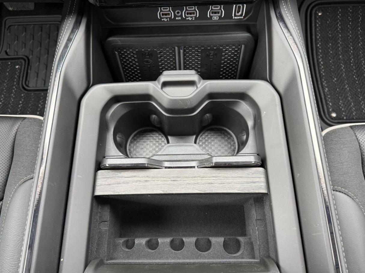 DODGE RAM 1500 CREW LIMITED NIGHT EDITION RAMBOX