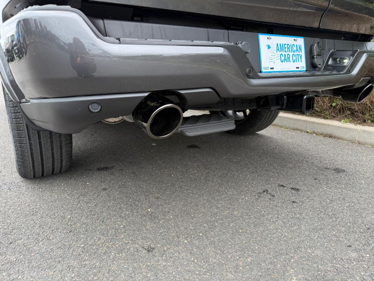 DODGE RAM 1500 CREW LIMITED NIGHT EDITION RAMBOX