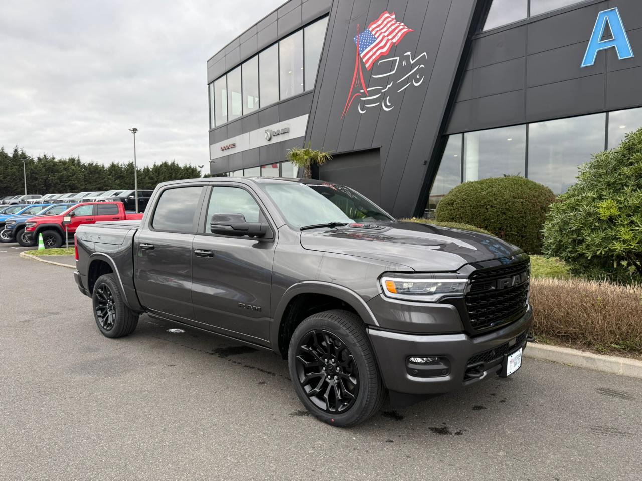 DODGE RAM 1500 CREW LIMITED NIGHT EDITION RAMBOX