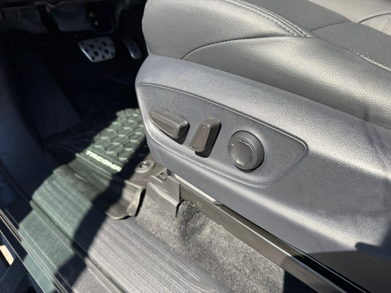 TOYOTA TACOMA TRD SPORT PREMIUM